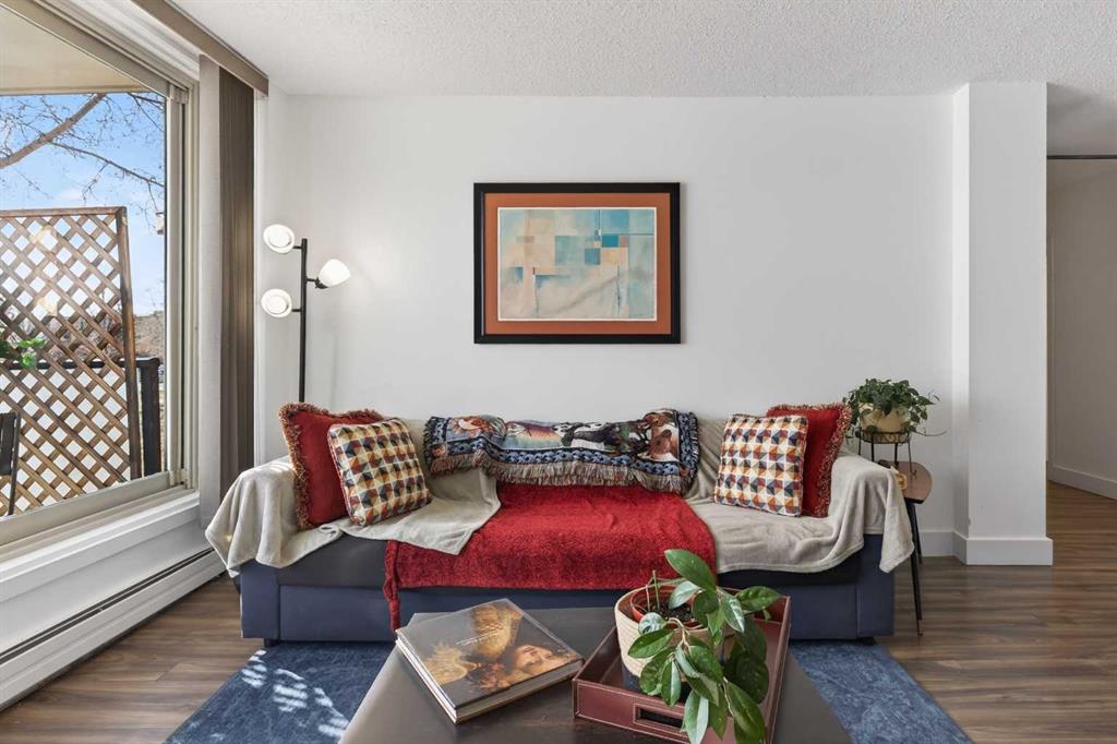 Picture for 233, 1421 7 Avenue NW