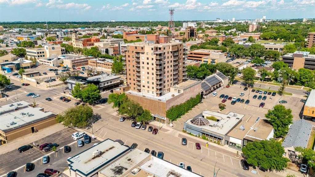 Picture for 204, 515 6 Street S