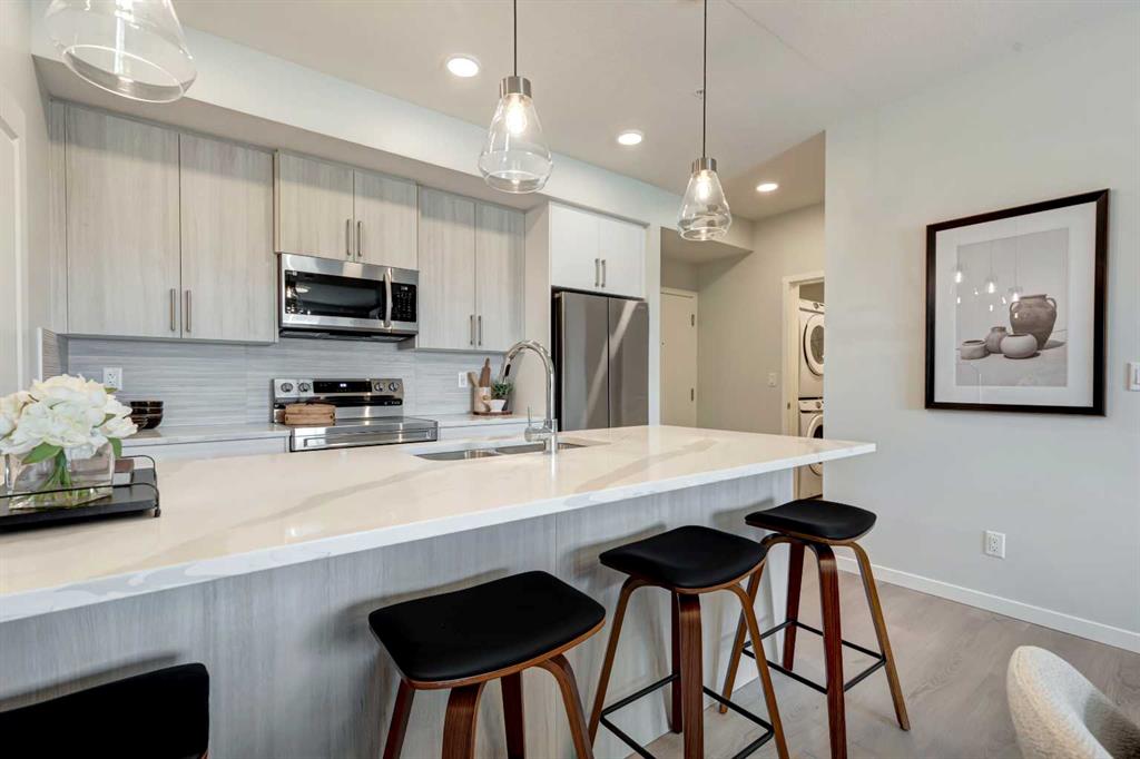 Picture for 2111, 20295 SETON Way SE