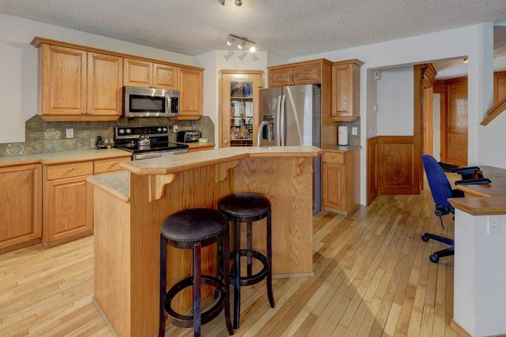 Picture for 182 Harvest Creek Close NE