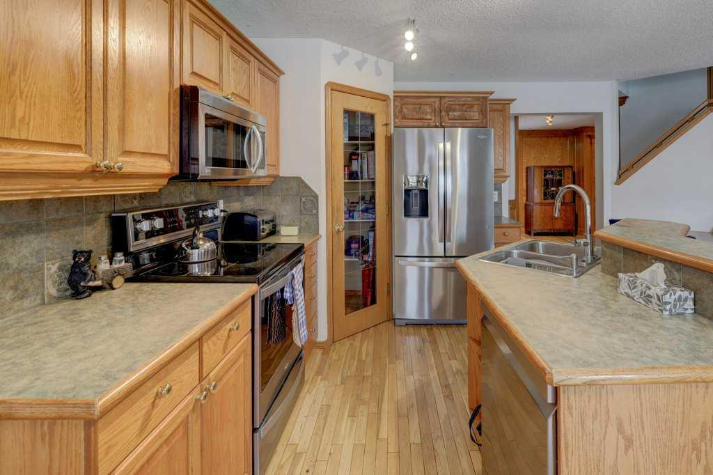 Picture for 182 Harvest Creek Close NE