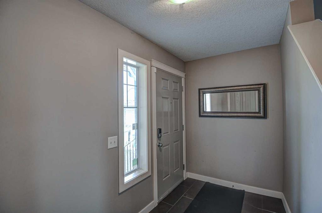 Picture for 714 Auburn Bay Heights SE