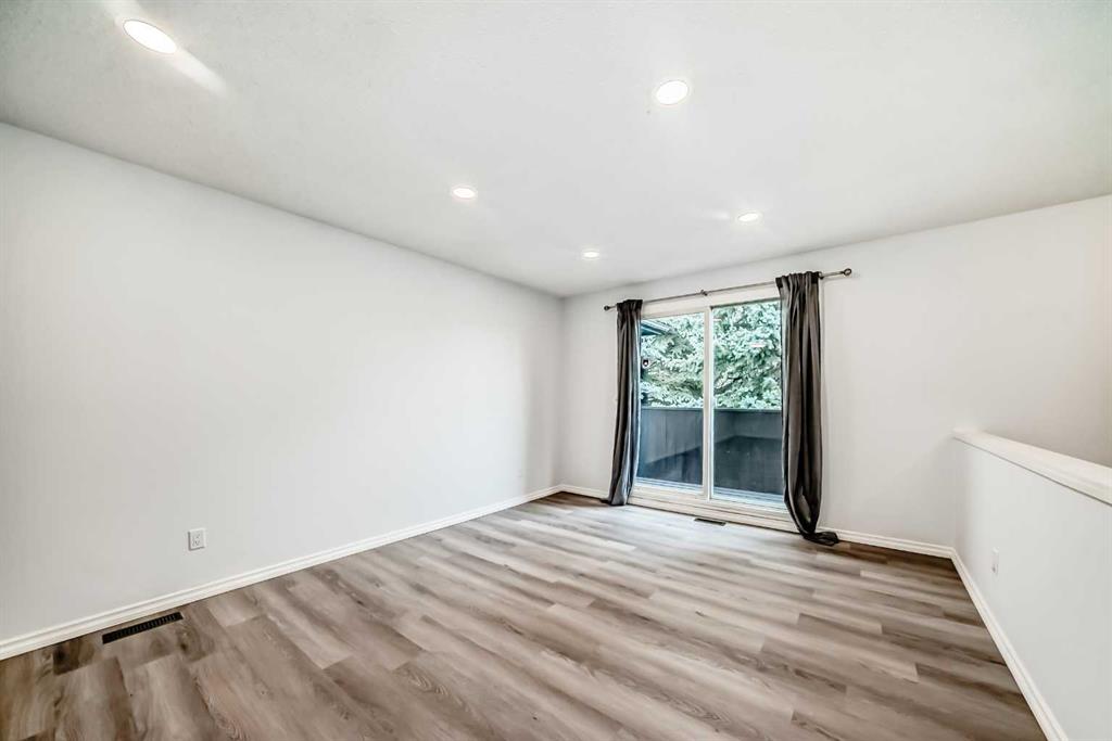 Picture for 81 Bearberry Close NW