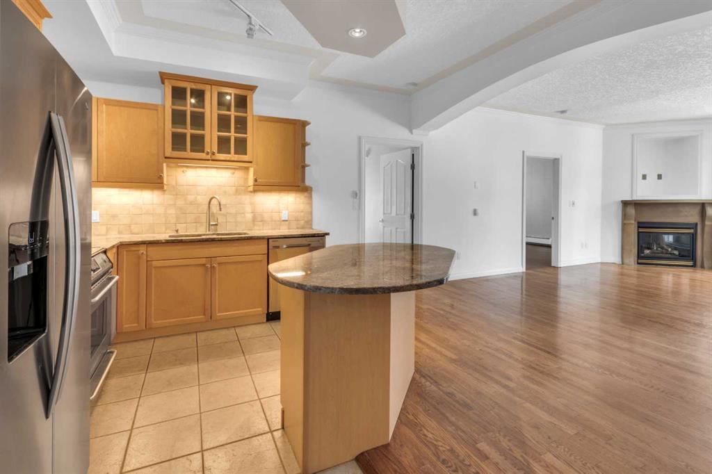 Picture for 205, 1315 12 Avenue SW