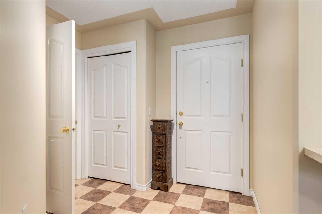 Picture for 110, 345 Rocky Vista Park NW