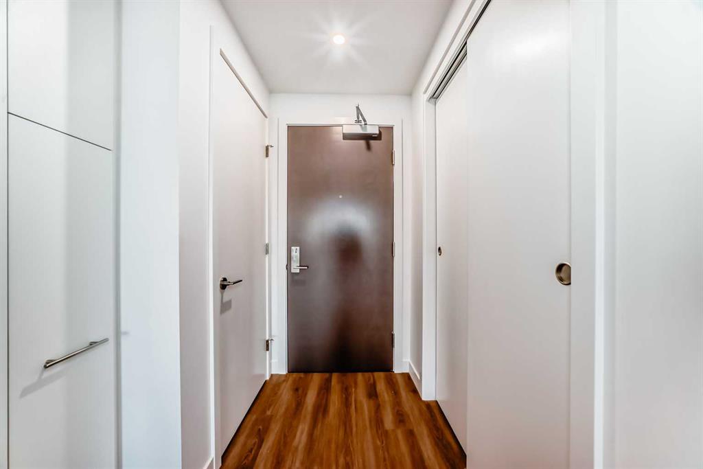 Picture for 1012, 730 2 Avenue SW