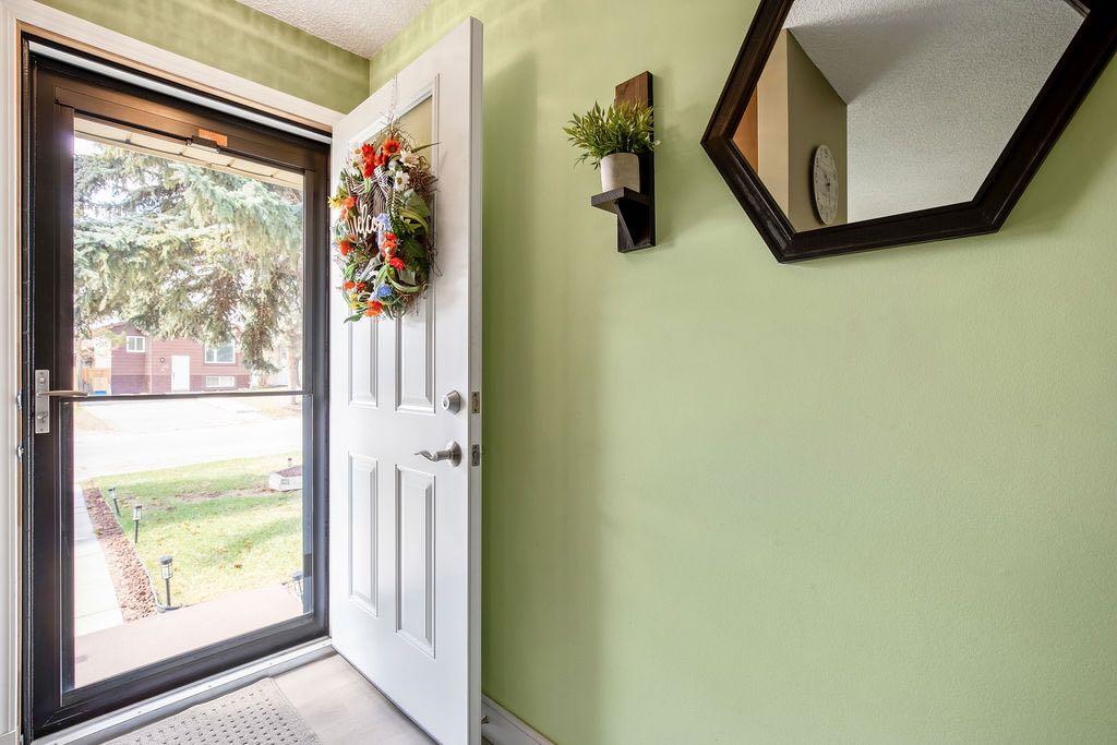 Picture for 64 Erin Ridge Road SE