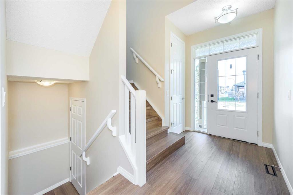 Picture for 28 Cityscape Gardens NE