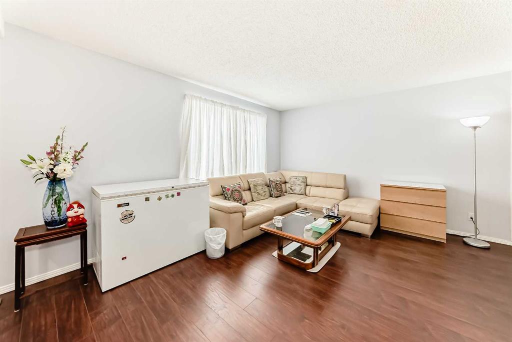 Picture for 103, 405 64 Avenue NE