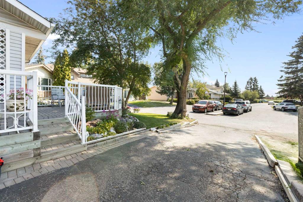 Picture for 243 Radcliffe Place SE