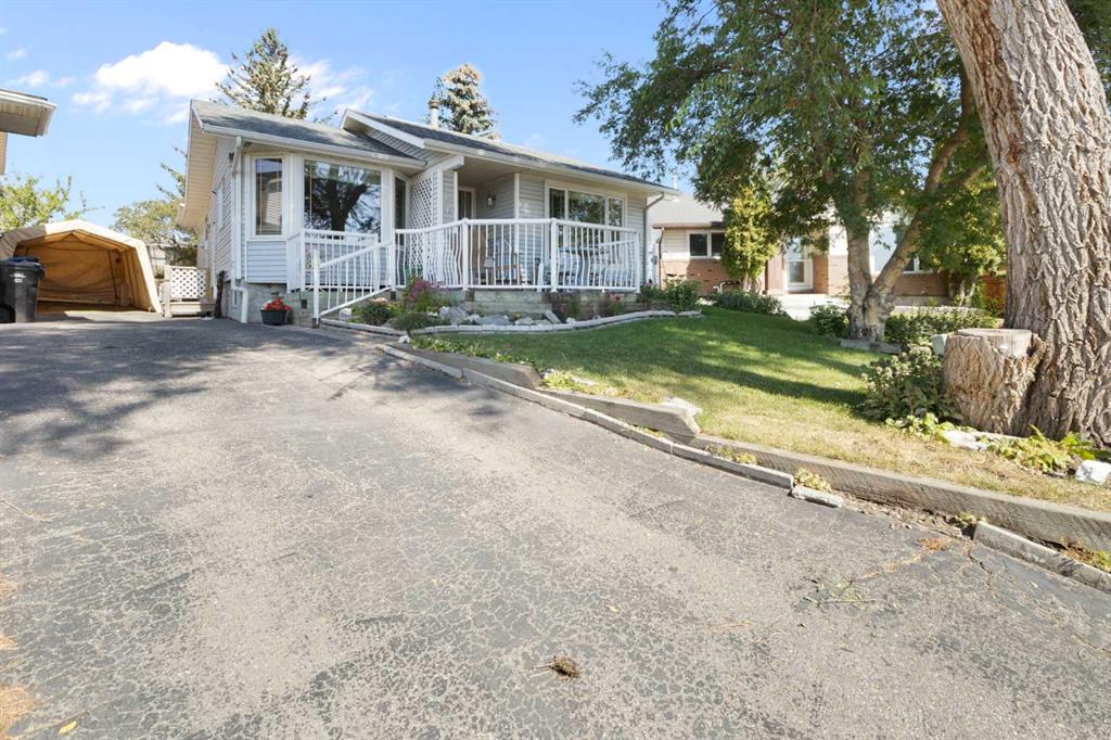 Picture for 243 Radcliffe Place SE