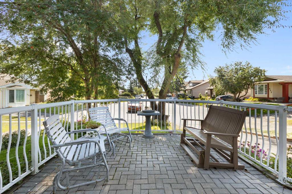 Picture for 243 Radcliffe Place SE
