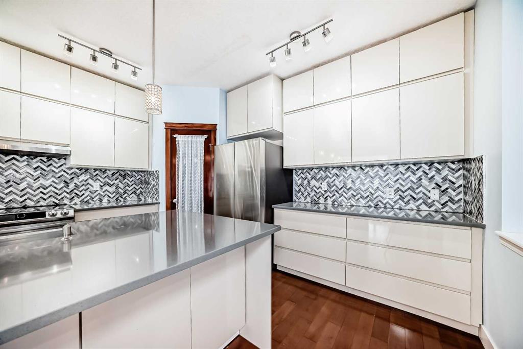 Picture for 331 Royal Oak Heath NW