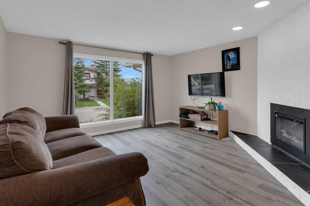 Picture for 224 Summerwood Place 