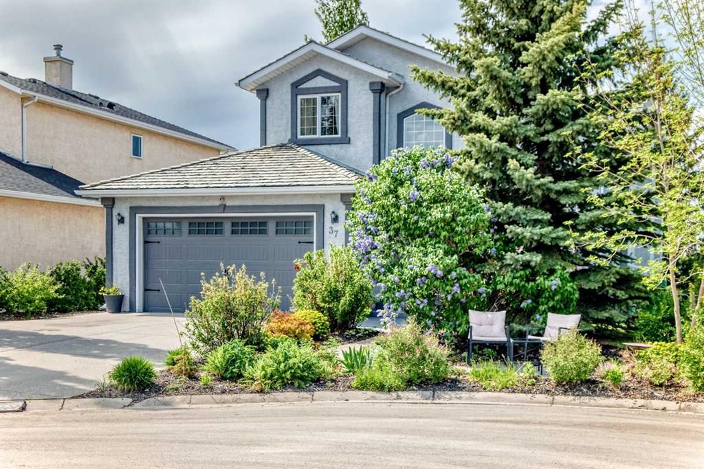 Picture for 37 LAKESIDE GREENS Close 