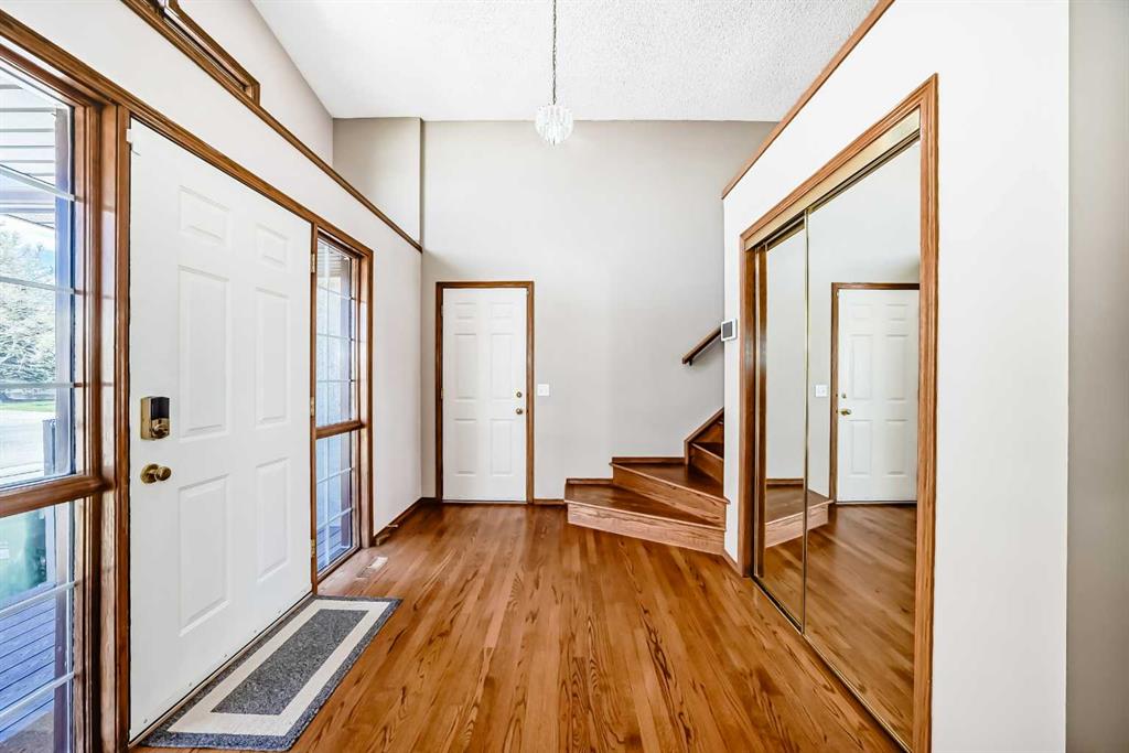 Picture for 96 Arbour Ridge Way NW