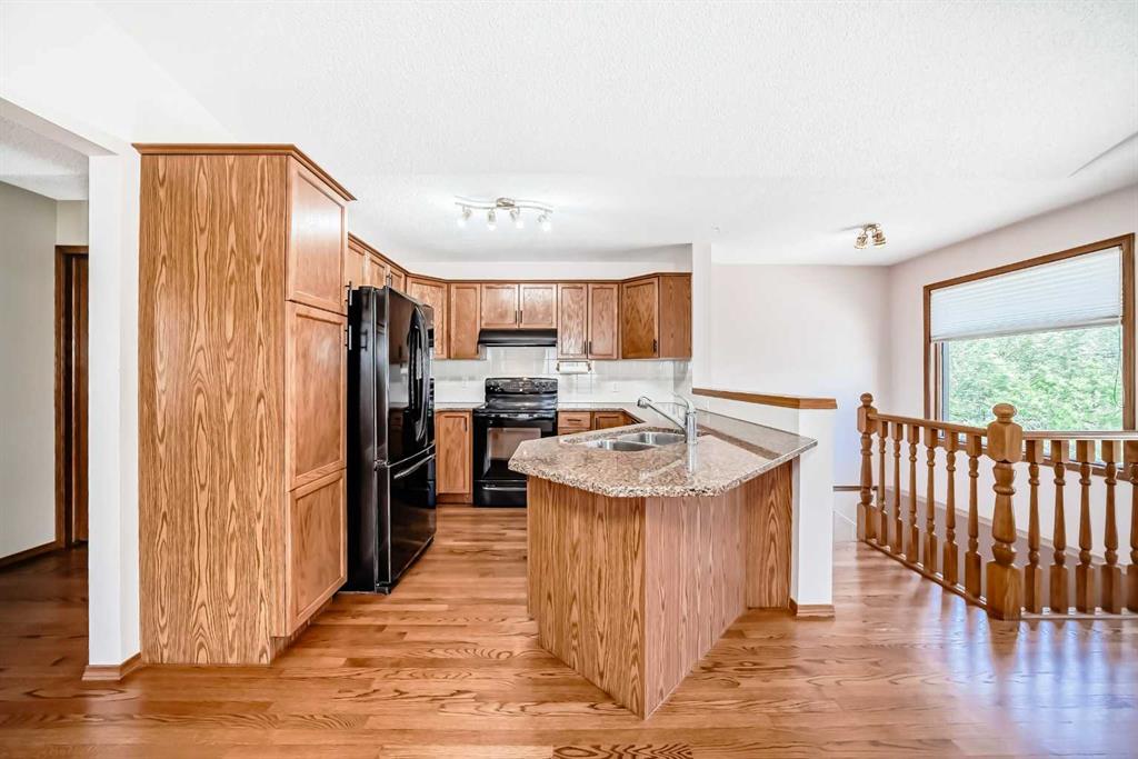 Picture for 96 Arbour Ridge Way NW