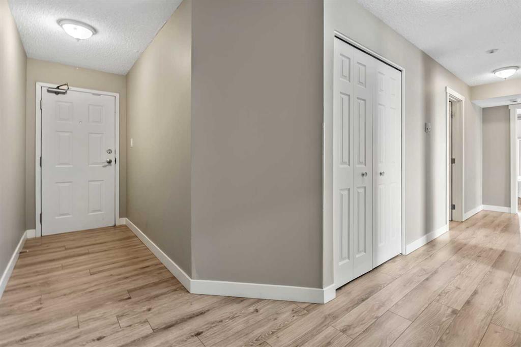 Picture for 1107, 9800 Horton Road SW