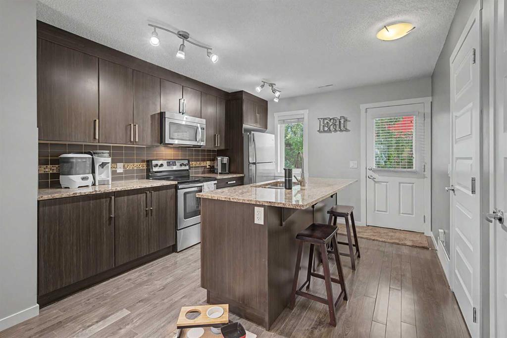 Picture for 532 Mckenzie Towne Close SE