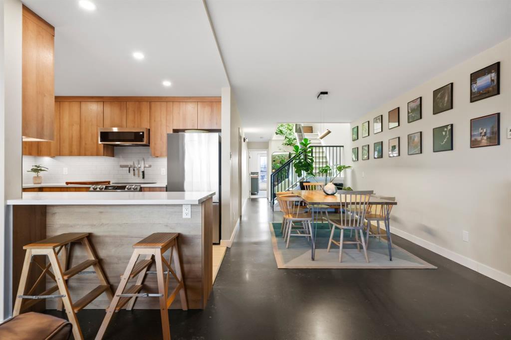 Picture for 418, 1505 8 Avenue NW