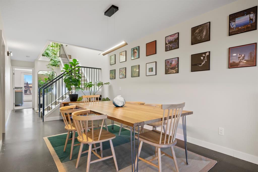 Picture for 418, 1505 8 Avenue NW