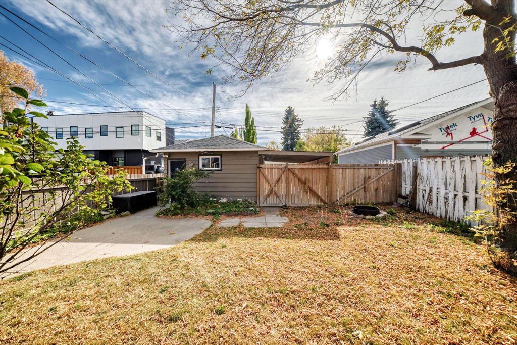 Picture for 319 11 Avenue NE https://www.cirrealty.ca/reb/creb/88/A2263388_46.jpg