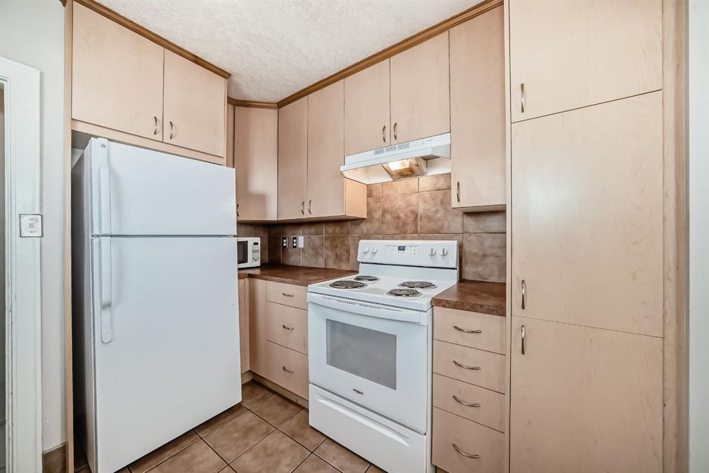 Picture for 319 11 Avenue NE https://www.cirrealty.ca/reb/creb/88/A2263388_7.jpg