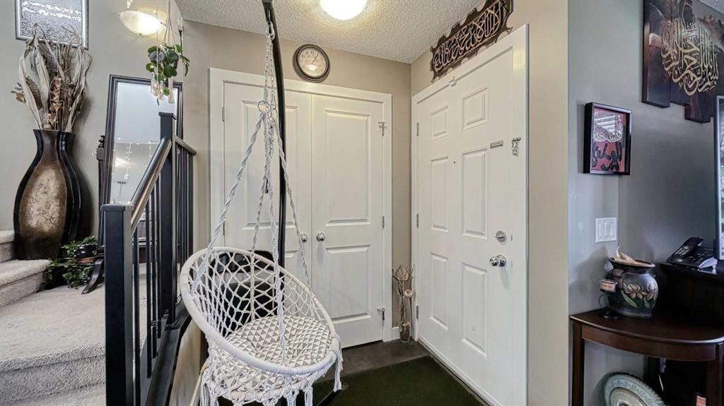 Picture for 552 Evanston Drive NW