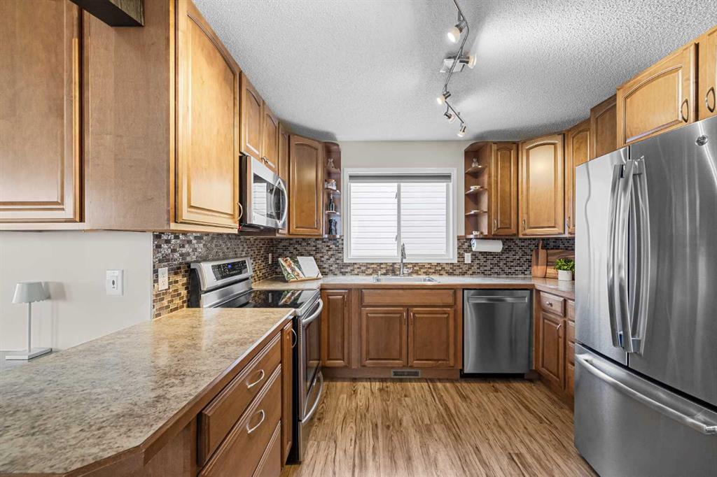 Picture for 92 Hidden Spring Place NW https://www.cirrealty.ca/reb/creb/88/A2265988_11.jpg
