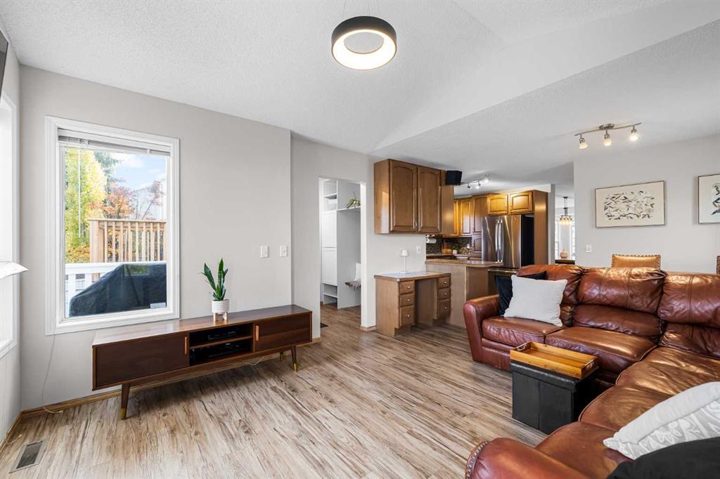 Picture for 92 Hidden Spring Place NW https://www.cirrealty.ca/reb/creb/88/A2265988_14.jpg