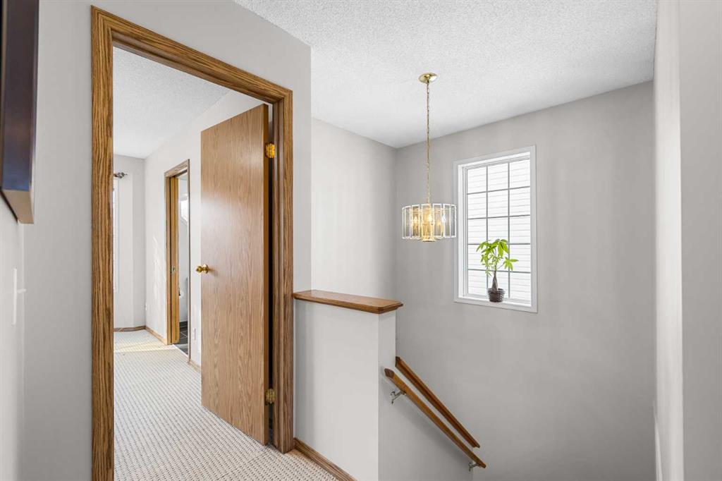 Picture for 92 Hidden Spring Place NW https://www.cirrealty.ca/reb/creb/88/A2265988_17.jpg