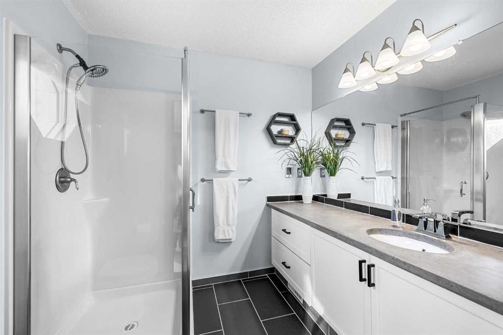Picture for 92 Hidden Spring Place NW https://www.cirrealty.ca/reb/creb/88/A2265988_22.jpg