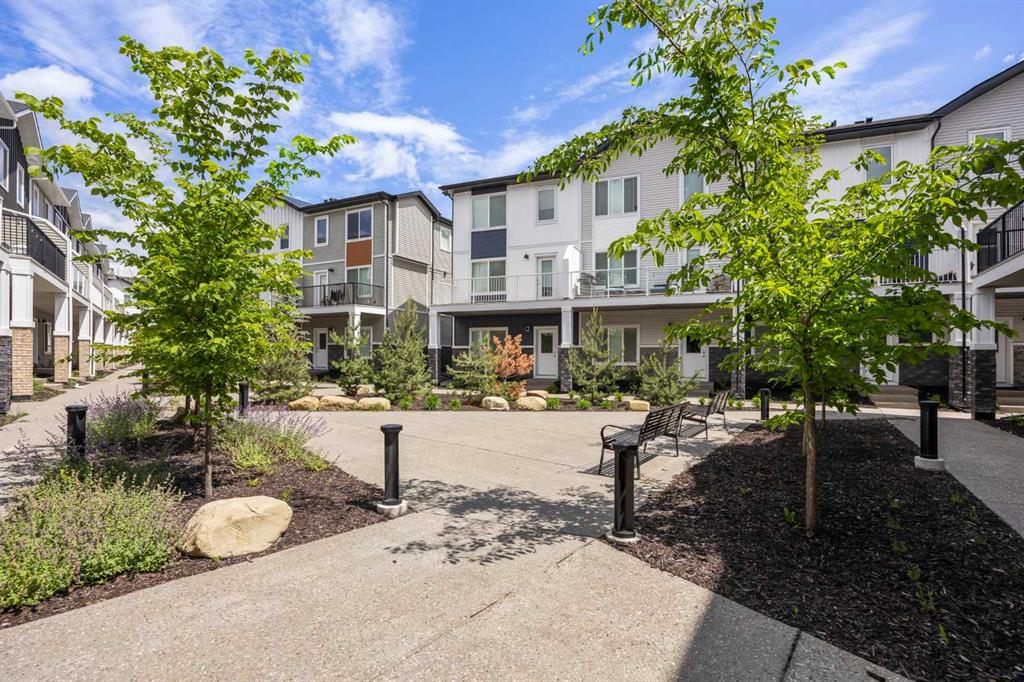 Picture for 802, 335 Creekside Boulevard SW