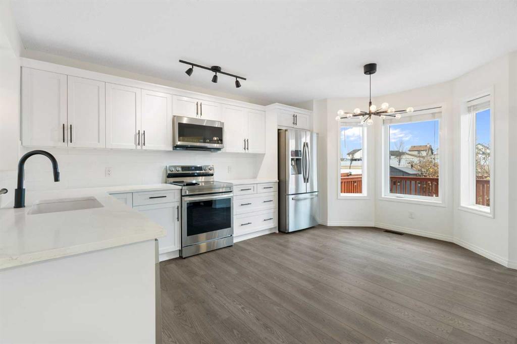 Picture for 211 Elgin Meadows Gardens SE