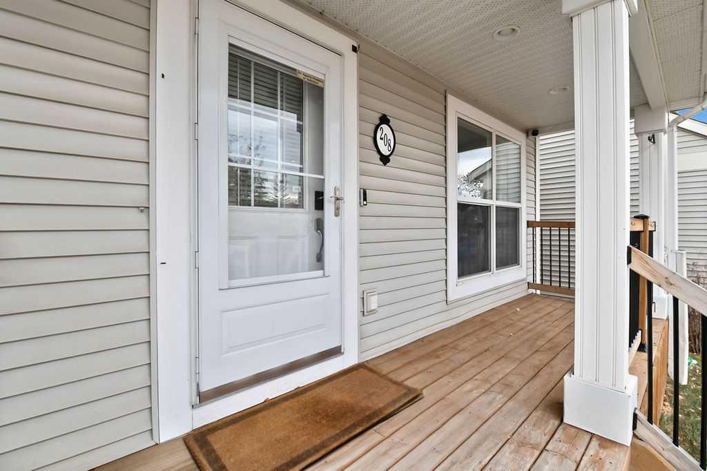 Picture for 208 Prestwick Way SE