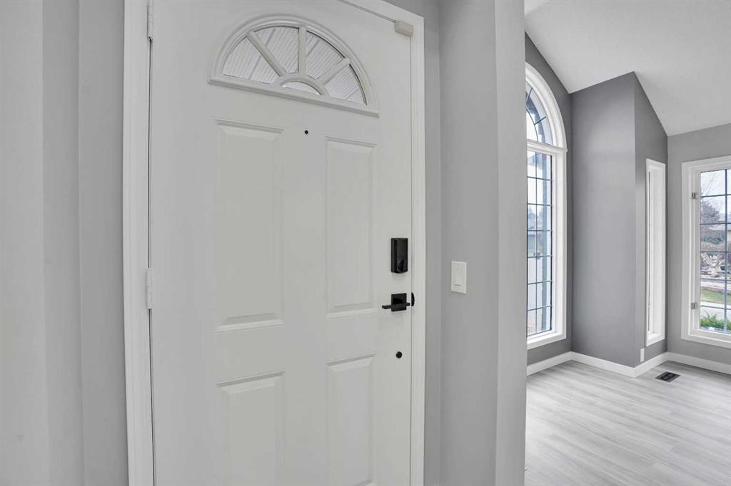 Picture for 195 Mt Reliant Place SE