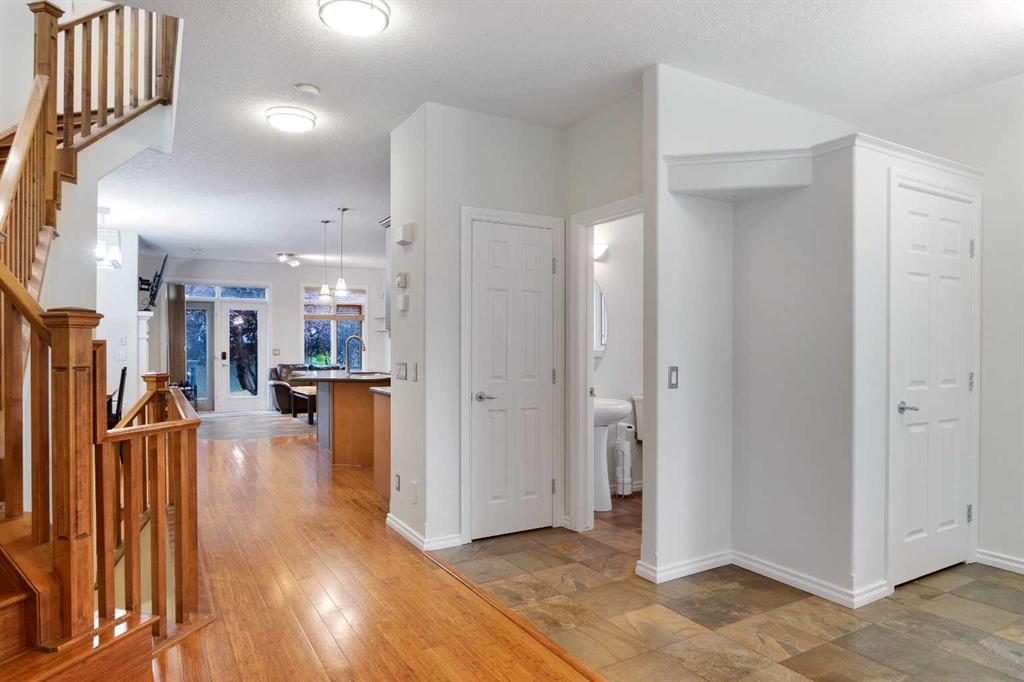 Picture for 2445 32 Avenue SW