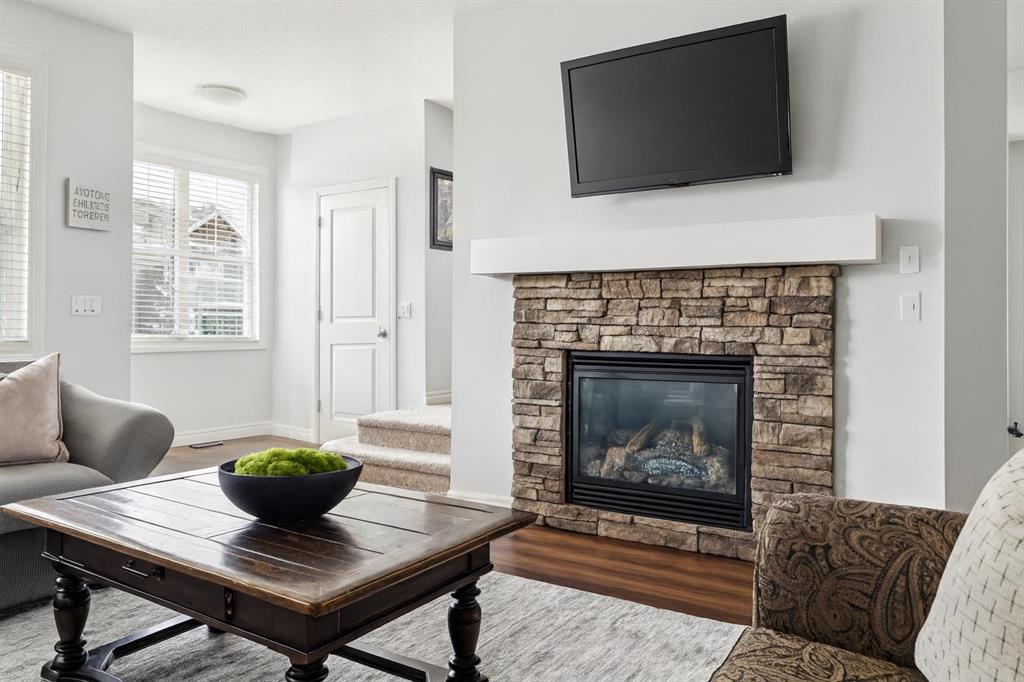 Picture for 91 River Heights Green 