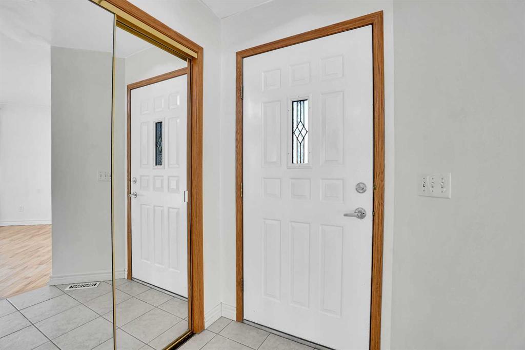 Picture for 46 Somerset Close SW