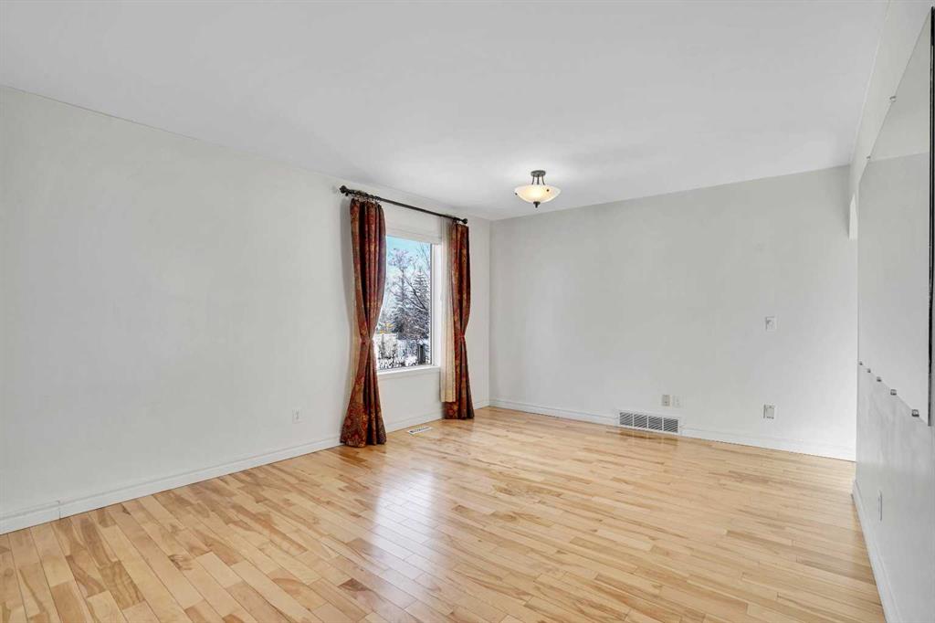 Picture for 46 Somerset Close SW