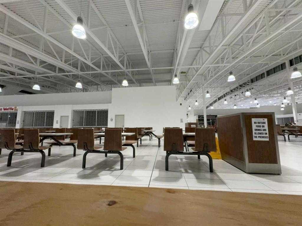 Picture for S07, 260300 writing creek crescent  