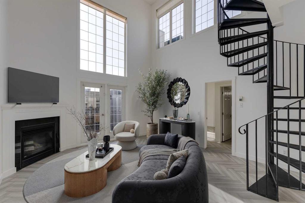 Picture for 403, 527 15 Avenue SW