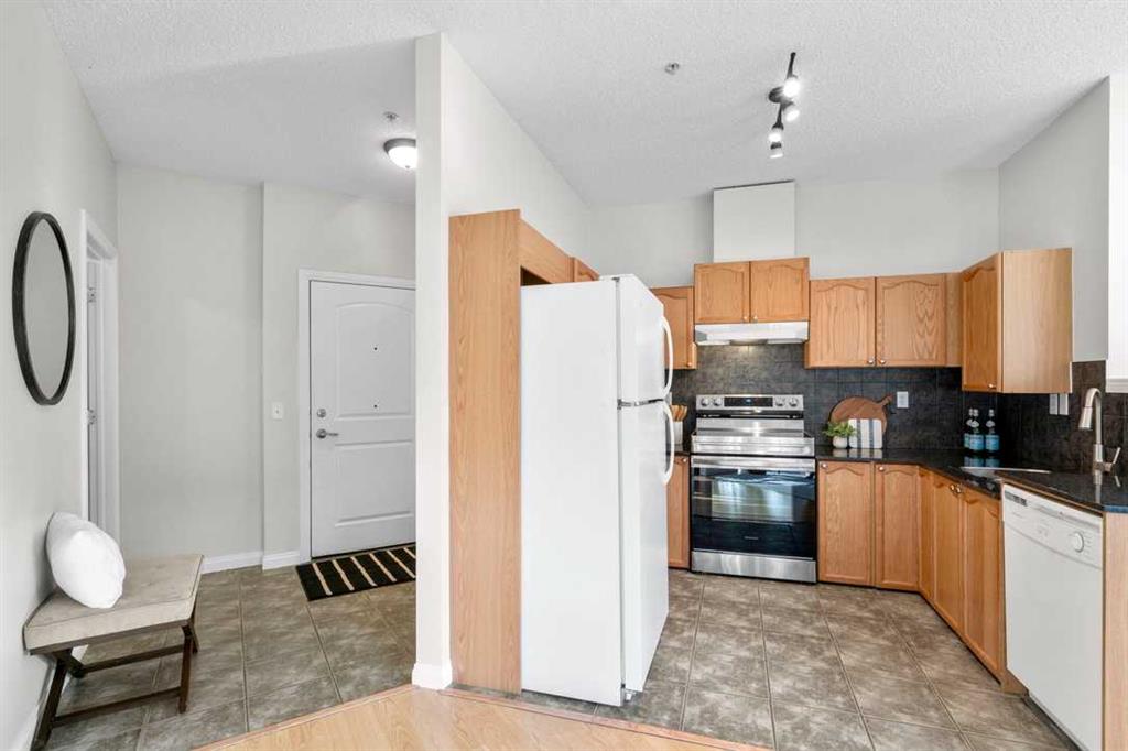 Picture for 121, 8 Prestwick Pond Terrace  SE