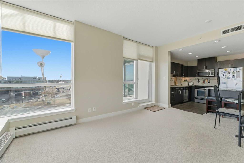 Picture for 702, 77 Spruce Place SW