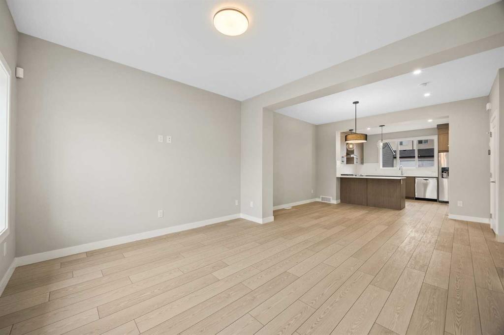 Picture for 536 Chelsea Gardens 