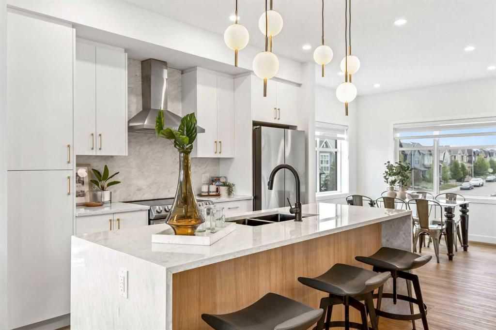 Picture for 604, 200 Belvedere Boulevard SE