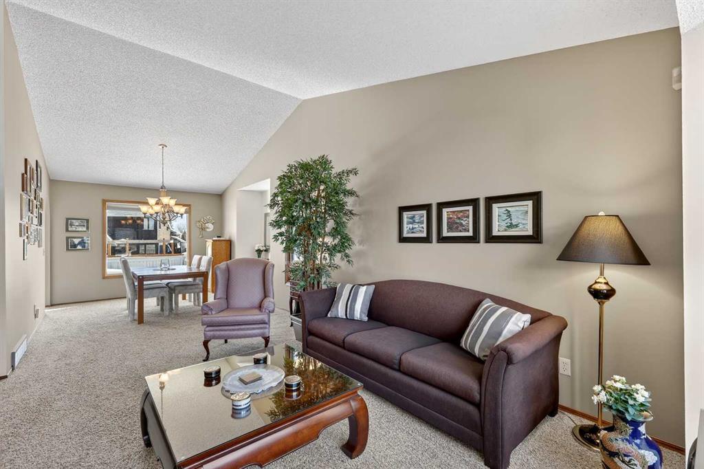 Picture for 57 Del Rio Place NE