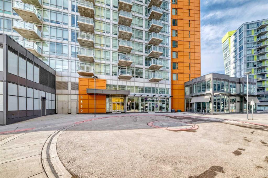 Picture for 1103, 3830 Brentwood Road NW