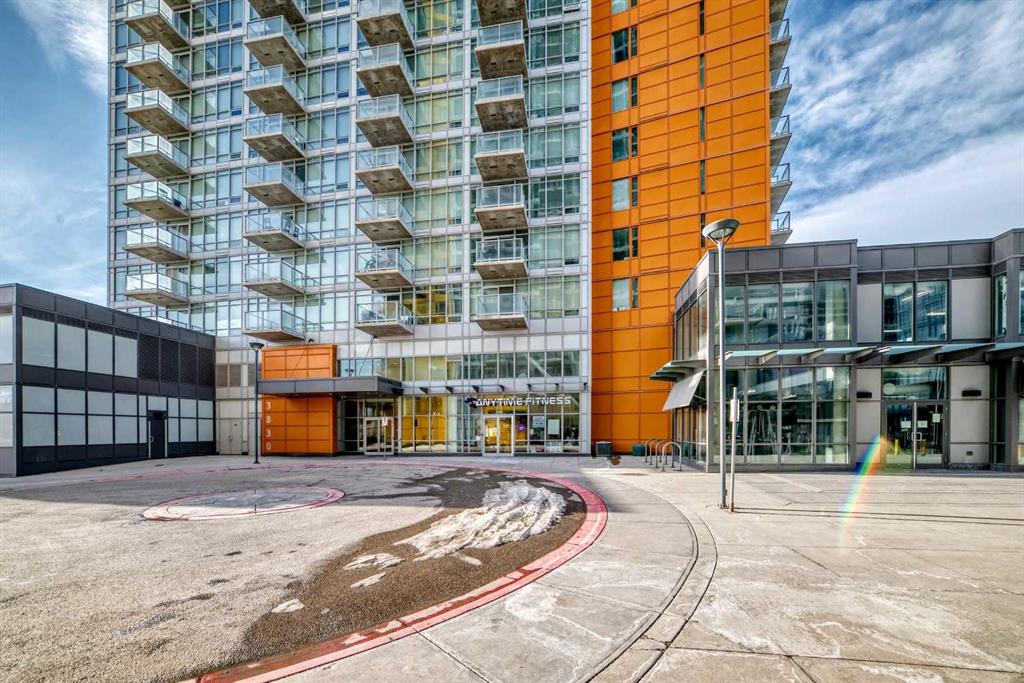 Picture for 1103, 3830 Brentwood Road NW