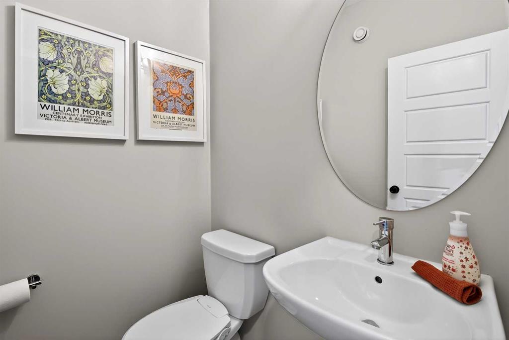 Picture for 2129 Ravensdun Crescent SE